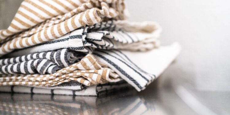 Panos de prato // Créditos: depositphotos.com / urban_light