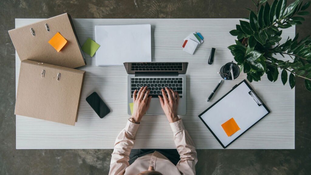 14 coisas que nunca devemos dizer se quisermos ser levados a sério no trabalho