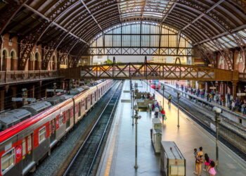 As viagens de trem mais incríveis para fazer no Brasil e América do Sul em 2025