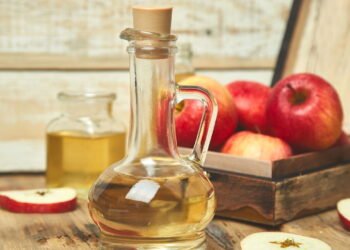 Fazer isso pode melhorar sua digestão e só precisa desse item comum em toda casa brasileira