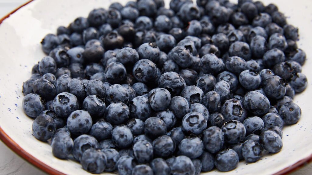 Os cinco 'superfrutas' de supermercado que os médicos dizem que você deve comer semanalmente para melhorar sua saúde