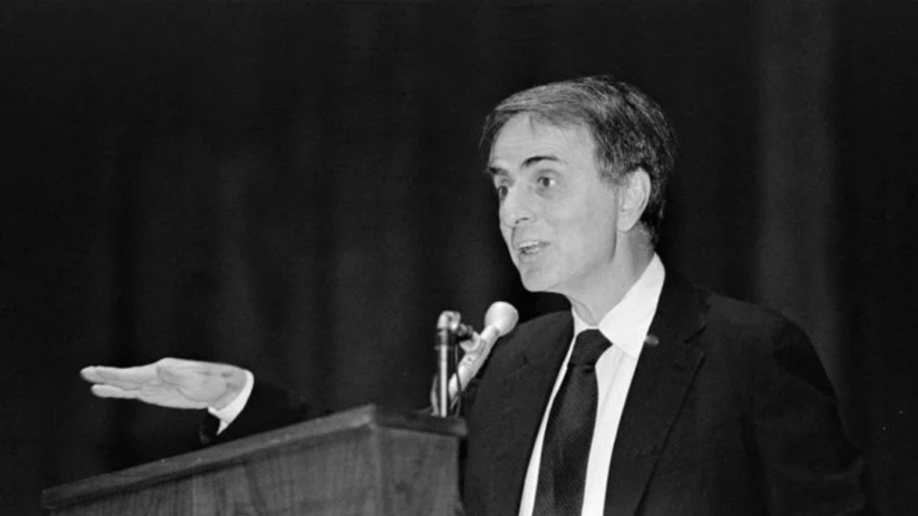 A previsão de Carl Sagan que assusta até hoje sobre o futuro da América