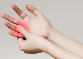 Formigamento nas mãos pode revelar algo mais grave