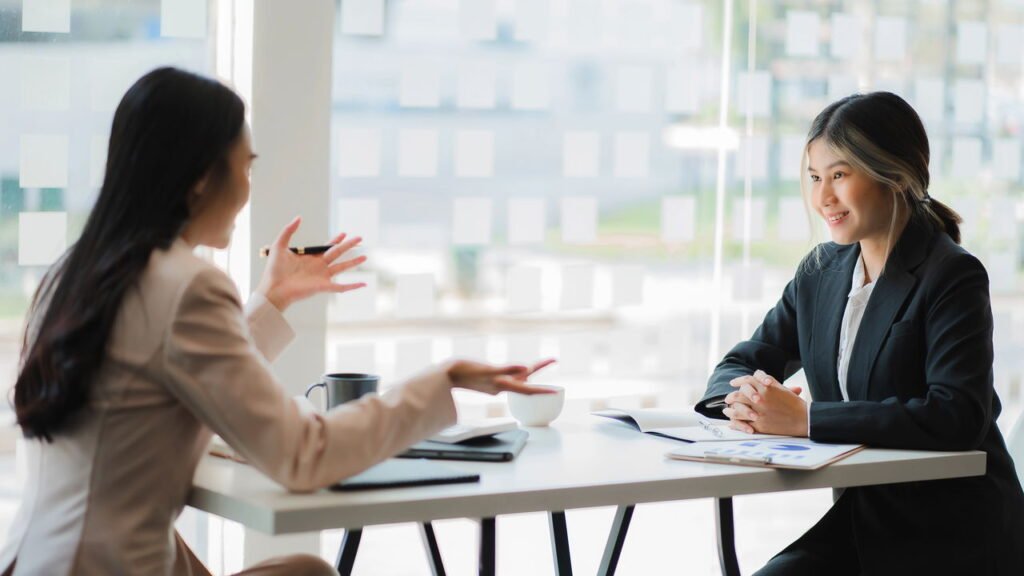 O que significa quando uma pessoa sempre fica quieta para evitar conflitos, de acordo com a psicologia?