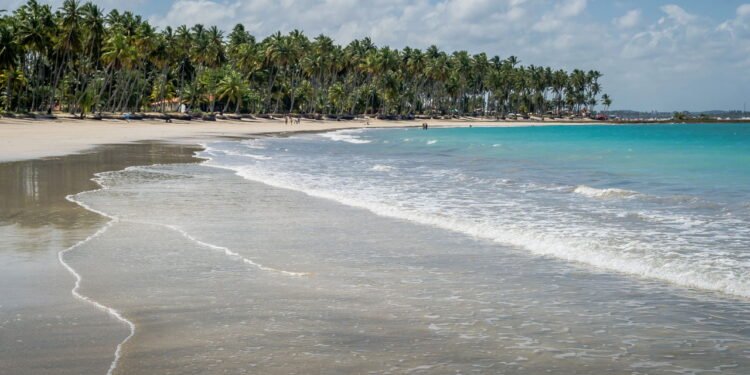 Praia de Carneiros - Créditos: depositphotos.com / mrmello63@gmail.com