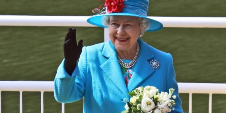 Os ovos mexidos favoritos da Rainha Elizabeth são feitos com 2 ingredientes surpreendentes