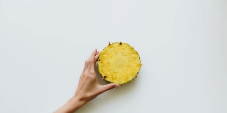 A fruta tropical esquecida que auxilia no emagrecimento e na digestão