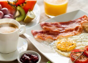 Cientistas dizem que atrasar o café da manhã pode ser mais mortal do que você pensa