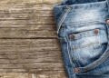 Poucos sabem: para que servem os botões de metal em calças jeans