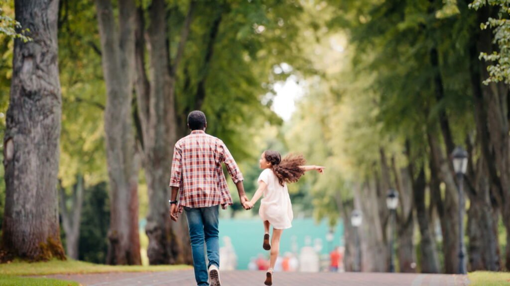 Caminhar ajuda a ganhar músculos, perder gordura ou ambos?