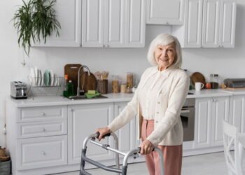 O treino em casa que faz você abandonar o sedentarismo e ajuda a perder peso