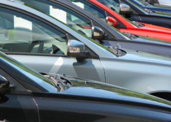 Carro usado com ar e airbag por até R$ 40 mil é destaque em 2025