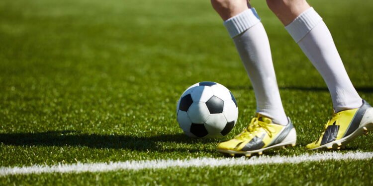 Com que frequência as chuteiras de futebol devem ser trocadas e por quê