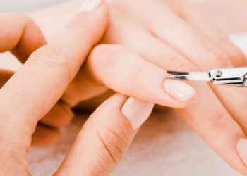 Não corte as cutículas, é um erro: o que você deve fazer e por que eles não recomendam