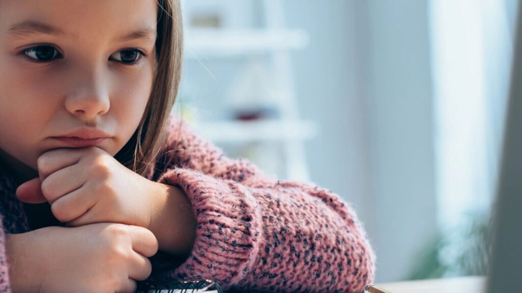 15 hábitos estranhos que você provavelmente adquiriu quando criança