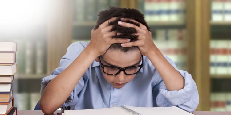 A frase de 8 palavras que acalma qualquer criança em 30 segundos