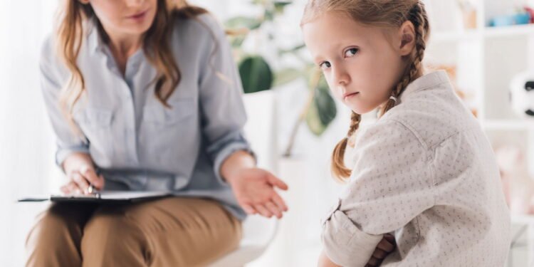 As 8 palavras que devem ser ditas a uma criança irritada para acalmá-la, segundo a psicologia