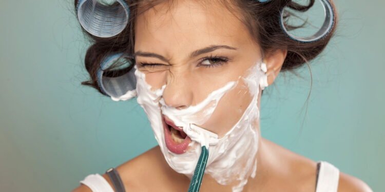 Os erros comuns que todos cometem na depilação