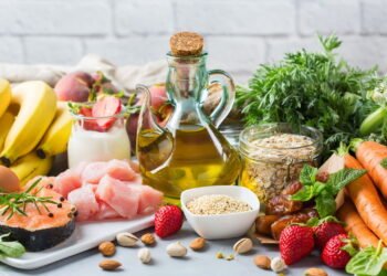 Dieta mediterrânica leva a uma redução de 75% dos sintomas de pessoas com essa condição médica