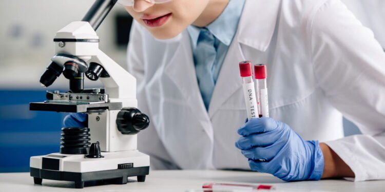 Chiclete de milhares de anos revela genoma humano completo