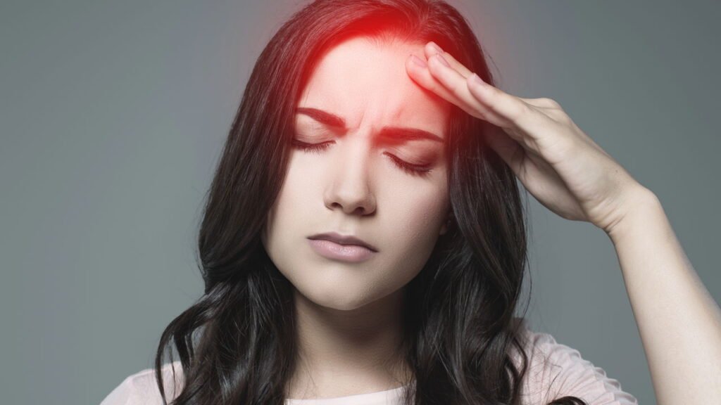 O que fazer quando a pessoa sente dor de cabeça todos os dias?