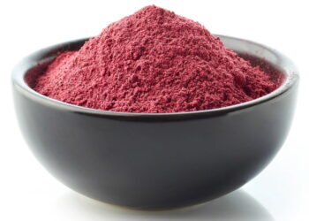 Farinha de beterraba: conheça os benefícios e entenda por que você deve incluir na dieta
