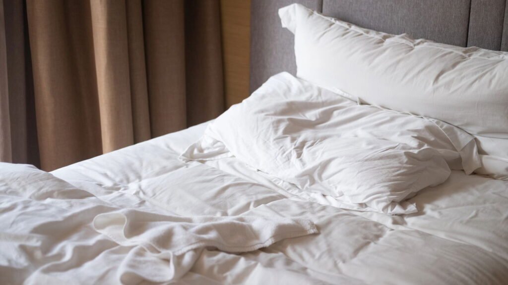 Não troque sua fronha toda semana, é um erro: com que frequência você deve fazer isso e por quê