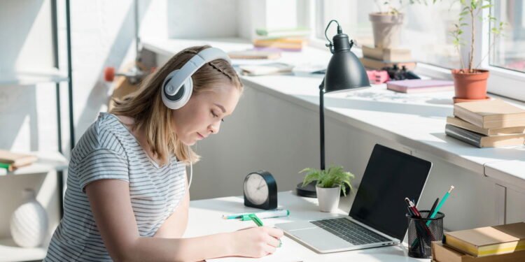 A ansiedade na Geração Z está aumentando: 5 sinais que os pais precisam reconhecer