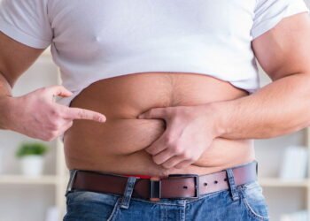 Por que as pessoas têm gordura na barriga? 5 razões comuns sobre as quais ninguém fala