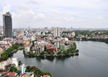 Essas cidades estão atraindo quem quer morar fora gastando pouco