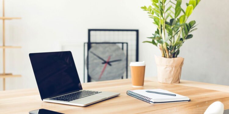 Dor nas costas no home office pode acabar com esses truques simples