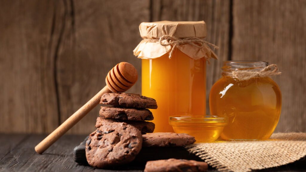 Poucas pessoas sabem: qual é a diferença entre mel claro e escuro?