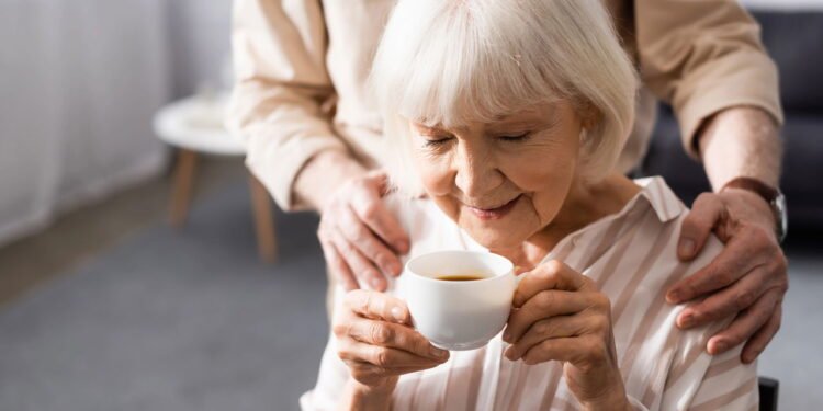 Se você quer viver uma vida mais feliz aos 60 anos, diga adeus a esses hábitos.