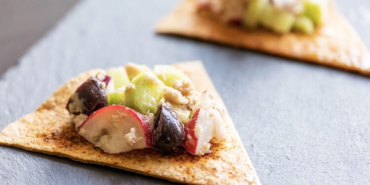 Como montar um prato de lanches sem cozimento para um almoço balanceado