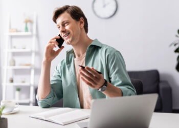 Ligar nessas 3 situações é sinal de baixa inteligência emocional