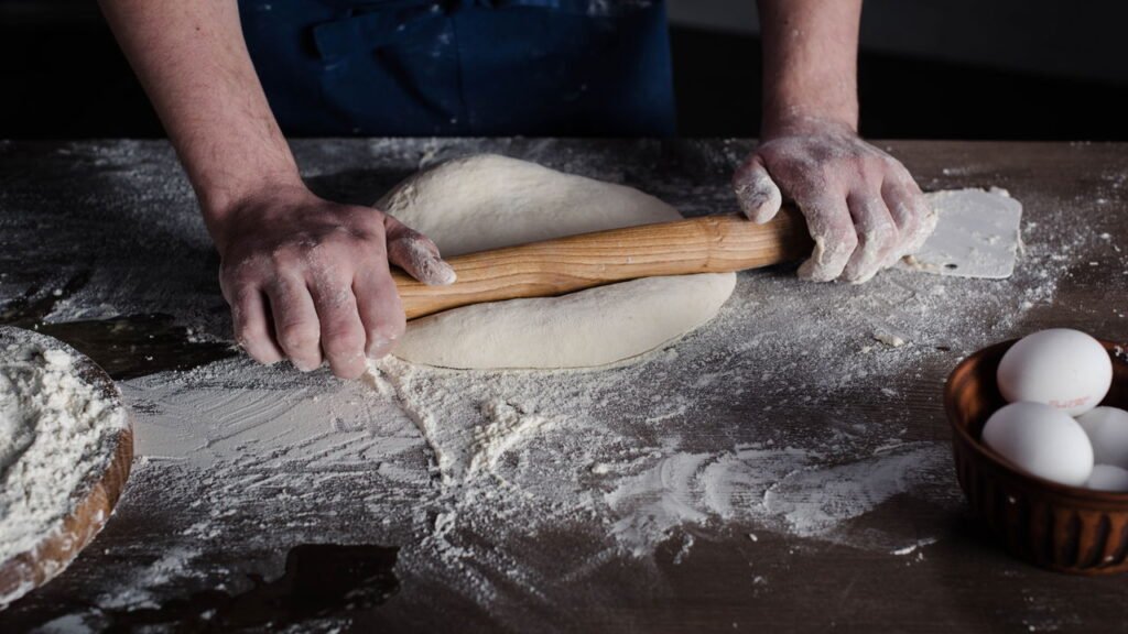 Massa de empada com 3 ingredientes simples fica crocante e derrete na boca