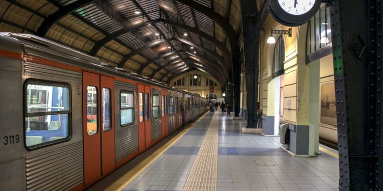 O que significa sonhar com metrô, segundo a psicologia