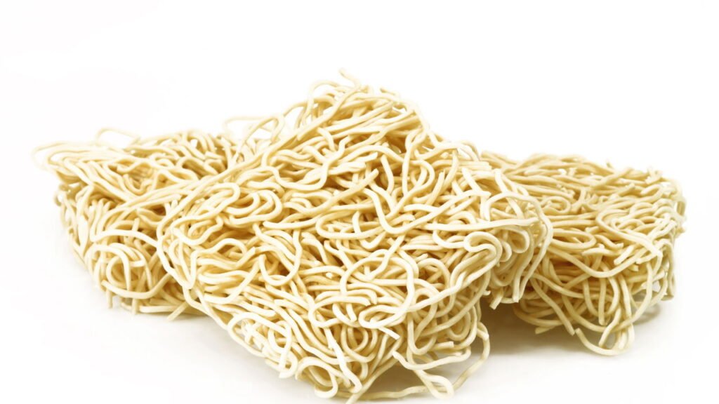 O que acontece no seu corpo se comer miojo todos os dias?