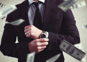 5 hábitos simples que milionários praticam todos os dias e juram que pode mudar sua vida