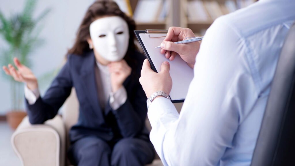 Esses comportamentos tóxicos sempre fazem parte do plano de um narcisista, saiba como identificar