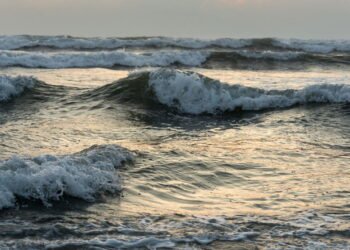 Cientistas emitem alerta sobre fenômeno preocupante que pode causar o desligamento completo de uma poderosa corrente oceânica