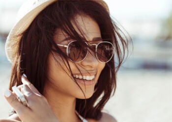 Muito além do visual, os óculos escuros protegem sua saúde ocular