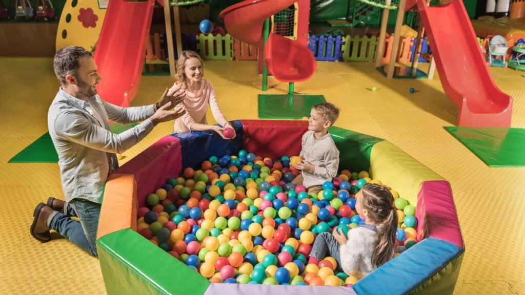 6 dicas de segurança que todos os pais devem saber antes de ir a um parque de diversões