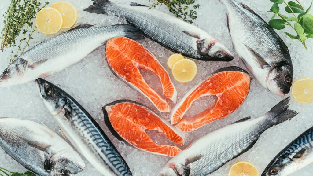 10 alimentos ricos em proteínas para atletas que ajudam a construir músculos e acelerar a recuperação