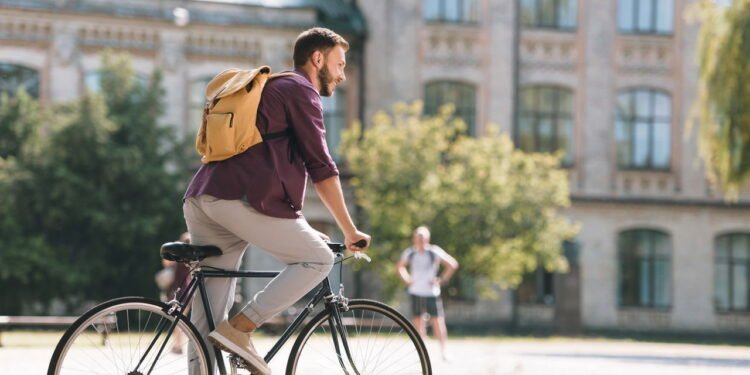 Para proteger seu cérebro contra a demência, comece a pedalar, sugere estudo