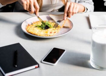 O que significa deixar o melhor para o final em um prato de comida, segundo a psicologia