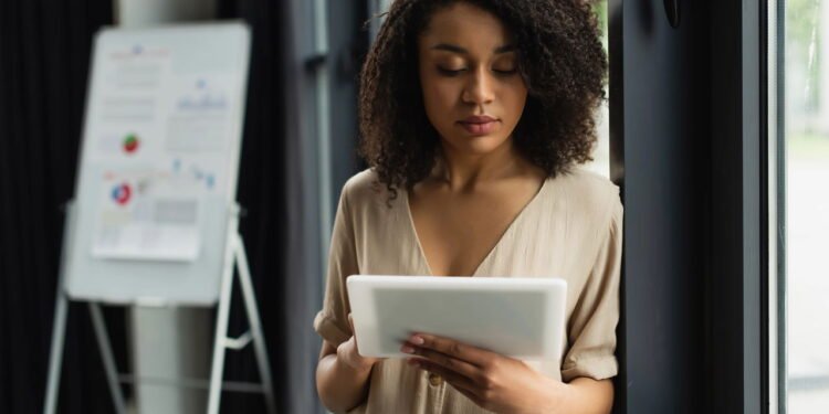 8 hábitos que melhoram seu foco, de acordo com especialistas em saúde cerebral