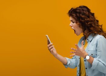 O que significa quando alguém fala consigo mesmo e em voz alta, segundo a psicologia?