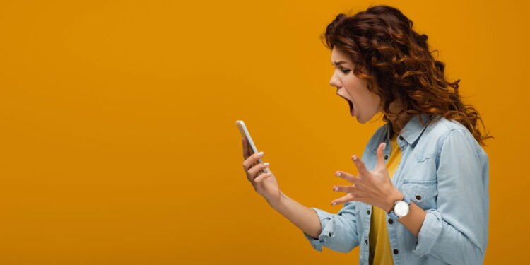 O que significa quando alguém fala consigo mesmo e em voz alta, segundo a psicologia?