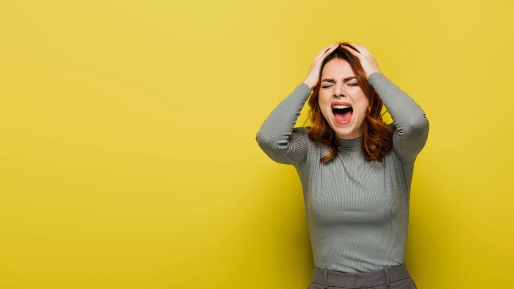 O que significa quando alguém fala consigo mesmo e em voz alta, segundo a psicologia?